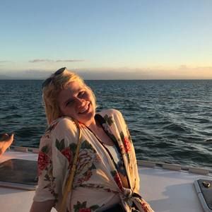 Meet your Posher, Natasha